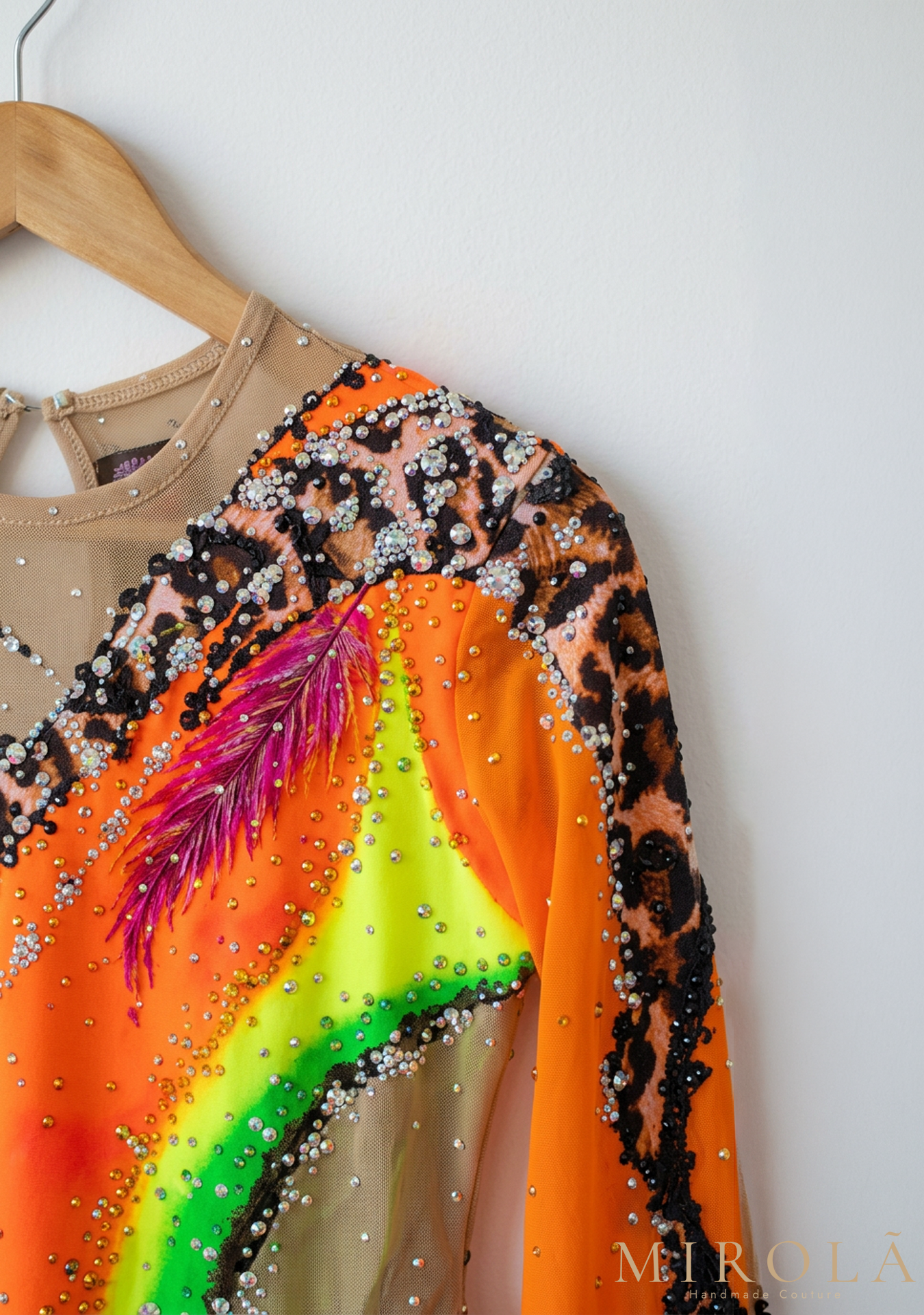 Amber rhythmic gymnastics competition leotard — shoulder detail